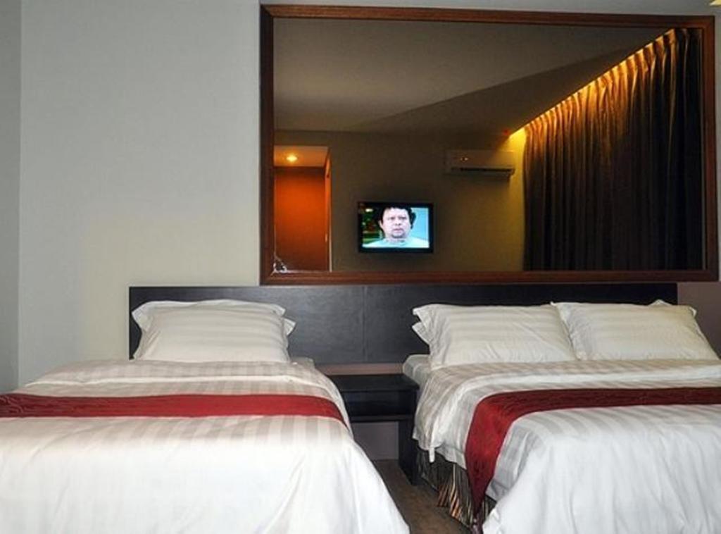 Goldenhill Hotel Kota Kinabalu Oda fotoğraf