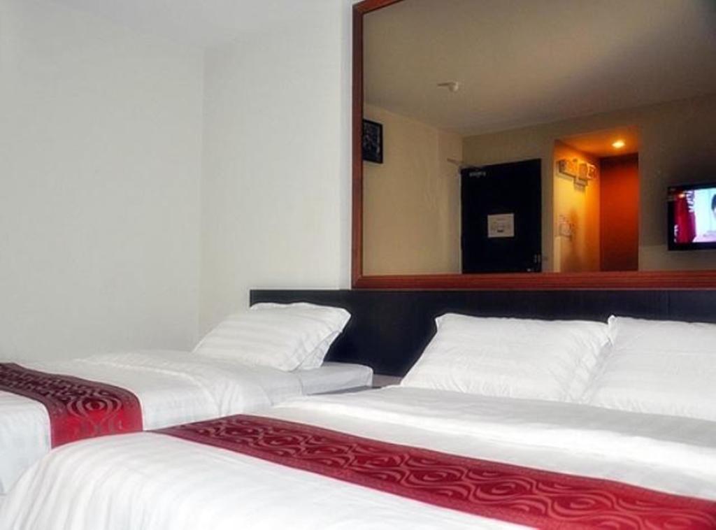 Goldenhill Hotel Kota Kinabalu Oda fotoğraf