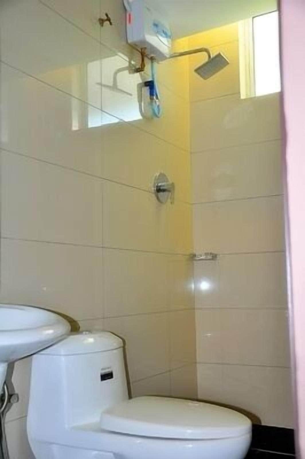 Goldenhill Hotel Kota Kinabalu Dış mekan fotoğraf